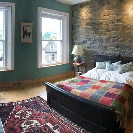モファット Kirkview House Bed & Breakfast エクステリア 写真